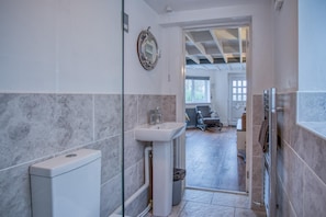 House | 2 bedrooms, Internet