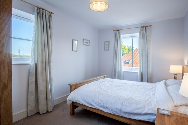 アパートメント | 2 室のベッドルーム、インターネットアクセス