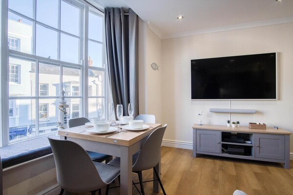 Apartment | 3 bedrooms, Internet