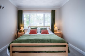 House | 3 bilik tidur, Internet