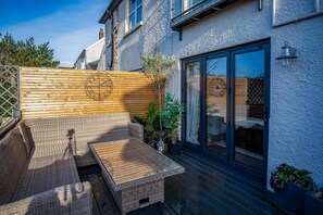 House | 3 bedrooms, Internet - Little Glen - 3 Bedroom Holiday Home - Tenby (Tenby)