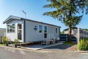 2 bedrooms, Internet - Baywood 20 - 2 Bedroom Holiday Home - Amroth (Narberth)
