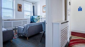 Apartment | 2 bedrooms, Internet