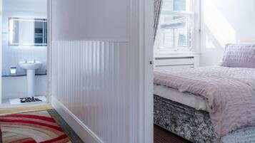 Apartment | 2 bedrooms, Internet