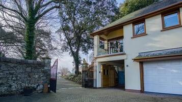 Apartment | 1 bedroom, Internet