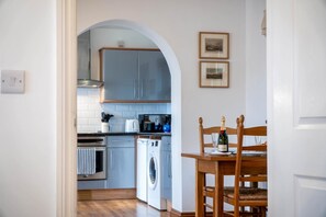 1 bedroom, Internet - Marina House Annex - 1 Bedroom - Neyland (Milford Haven)