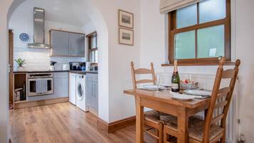 Apartment | 1 bedroom, Internet