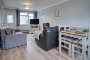 House | 2 bedrooms, Internet - Swanbrook - 2 Bedroom Chalet- Freshwater East (Pembroke)