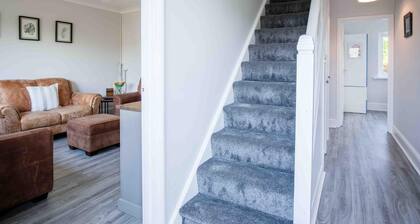Larkfield - 3 Bedroom Holiday Home - Penally