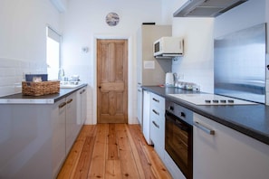 Apartment | 2 bedrooms, Internet