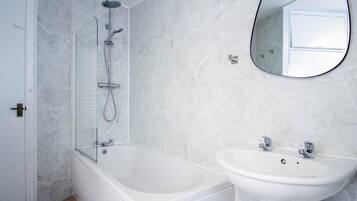House | 3 bedrooms, Internet