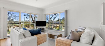 Ocean Echoes - Pet Friendly with Ocean Views