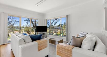 Ocean Echoes - Pet Friendly with Ocean Views