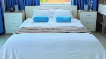 3 chambres, bureau, fer et planche Ă repasser, Wi-Fi gratuit