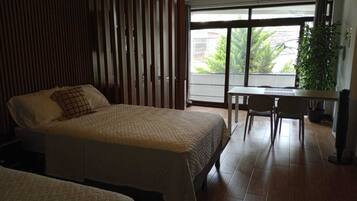 1 camera, ferro/asse da stiro, Wi-Fi, lenzuola