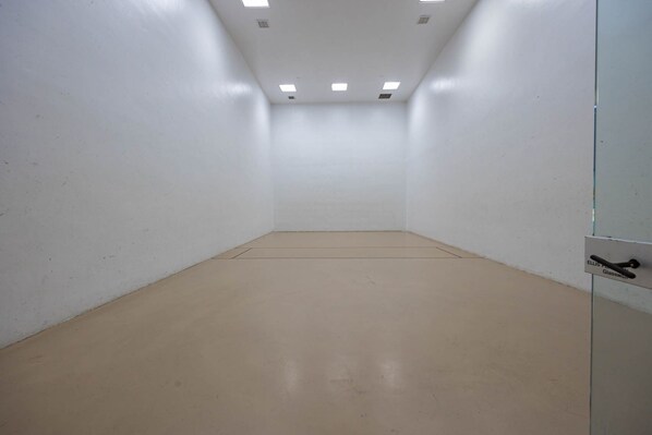 Apartamento, 2 habitaciones | Cancha deportiva