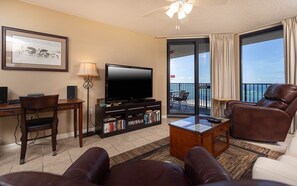 Living area - Phoenix Vi 6904 2 Bedroom Condo (Orange Beach)