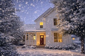 House, 4 Bedrooms | Exterior - Icicle Haus 4 Bedroom Home (Leavenworth)