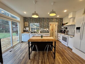House, 4 Bedrooms | Private kitchen - Icicle Haus 4 Bedroom Home (Leavenworth)