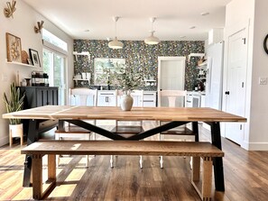 House, 4 Bedrooms | Dining - Icicle Haus 4 Bedroom Home (Leavenworth)