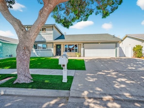 House, 4 Bedrooms | Exterior