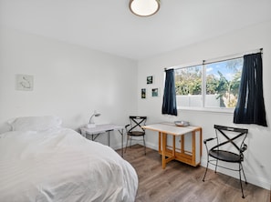 House, 4 Bedrooms