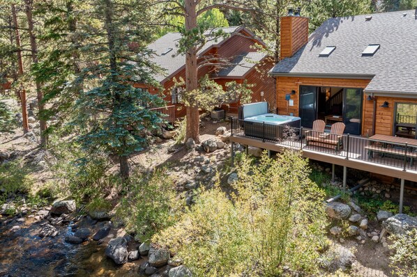 House, 4 Bedrooms | Terrace/patio