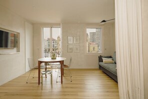 Dining room - Enea Living (Bilbao)