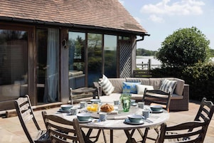 Casa | 3 dormitorios y Internet