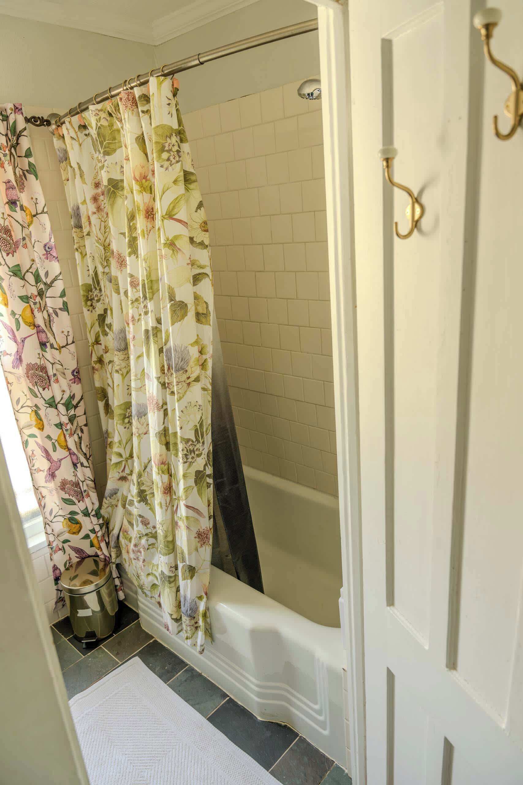Shower, hair dryer, towels, shampoo