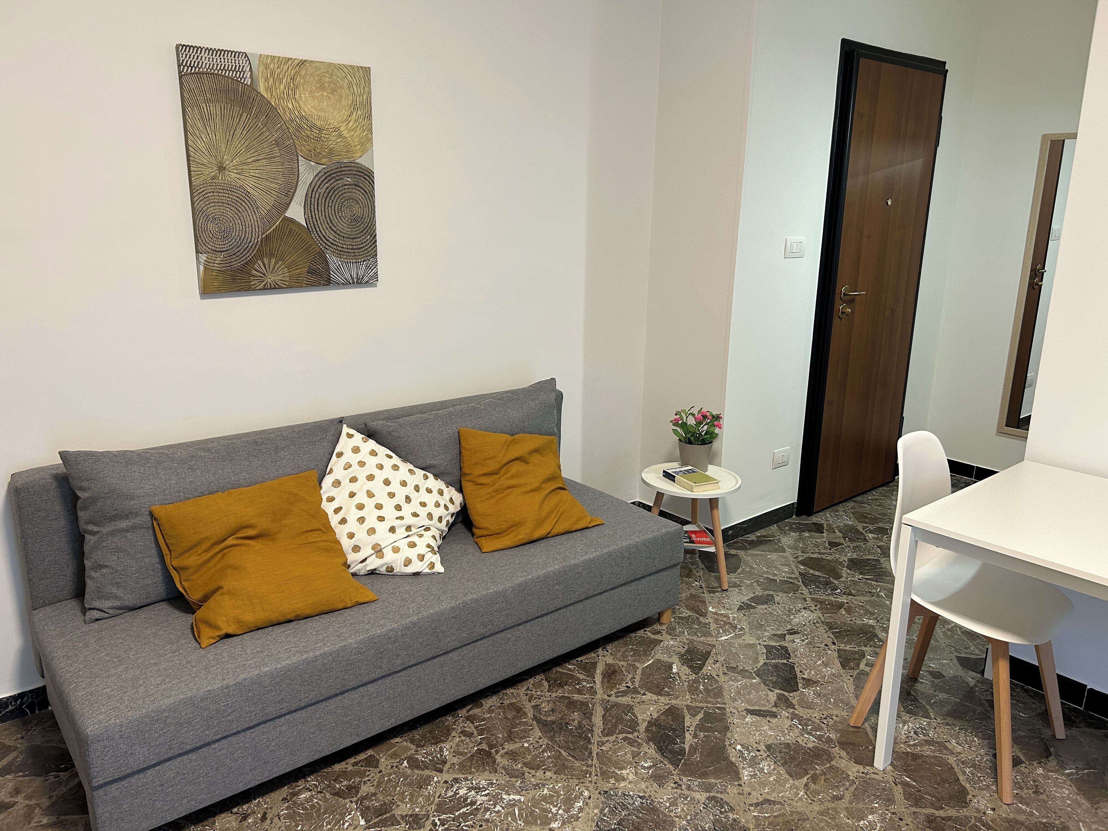 Premium Condo, 1 Queen Bed with Sofa bed, Balcony | Living area