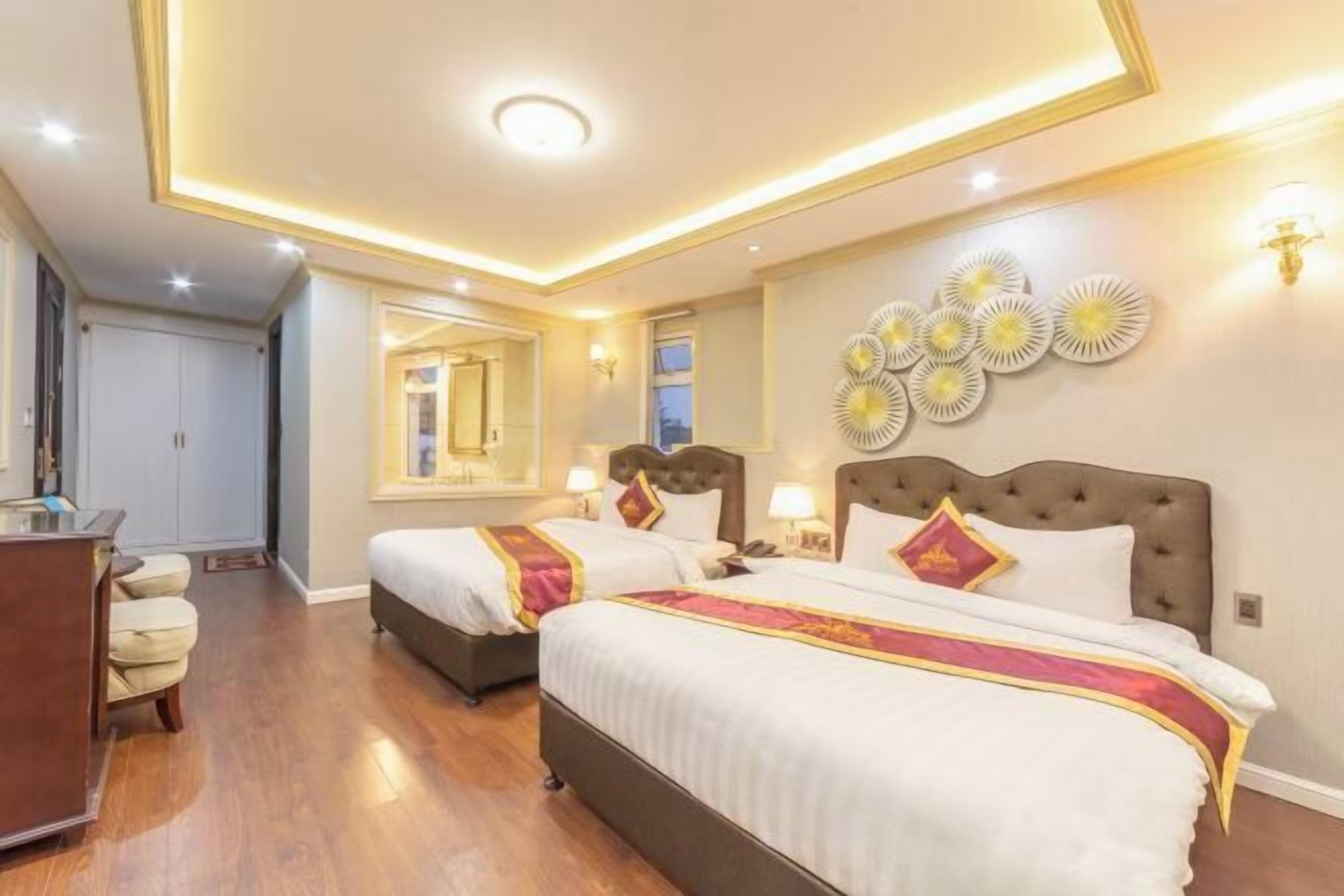 Sistema de insonorización, tabla de planchar con plancha, wifi gratis