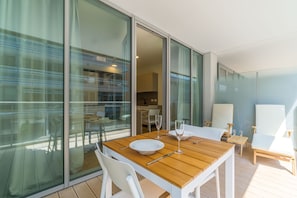 Studio, Balcony | Terrace/patio