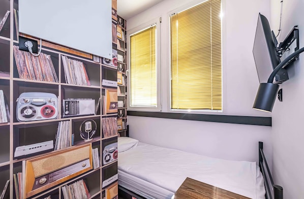 Comfort Single Room | Free WiFi
