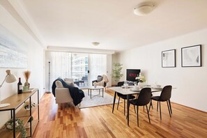 تلفزيون، مكتب