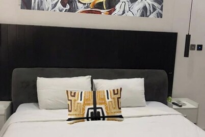 Luxury 3 bedrooms 24/7 electricity Wi-Fi