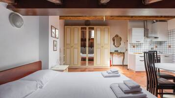 开间 | 免费 WiFi