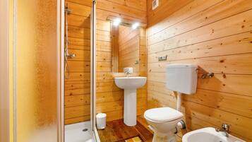 Doccia, asciugacapelli, asciugamani