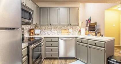 The Sanctuary | Pet Friendly | Garage Parking