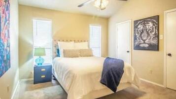 2 chambres, Wi-Fi gratuit, draps fournis