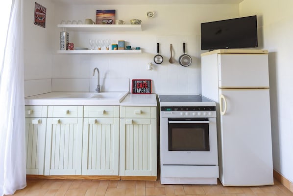Microwave, oven