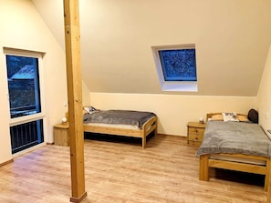 2 bedrooms, WiFi, bed sheets