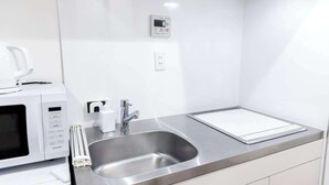 Private kitchen - New 2021, Max4ppl,8m walk to Skytree, Asakusa 8m (Sumida City)