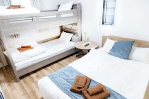 1 chambre, fer et planche à repasser, Wi-Fi, draps fournis