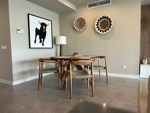 تناول الطعام