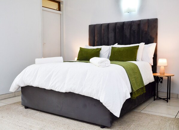 1 bedroom, iron/ironing board, travel crib, WiFi