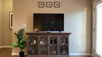 Apartemen, akses difabel | 2 kamar tidur