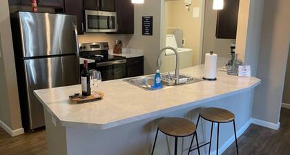 Executive 1st Floor 2BR Dublin Area W D Gym