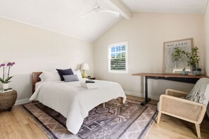 5 bedrooms, desk, WiFi - Shoreline 5bd, BBQ, Minutes from Beach (Santa Barbara)