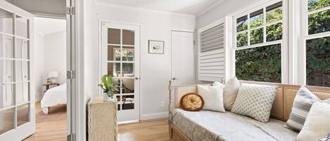 5 عدّة غرف نوم ومكتب وواي فاي